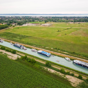 Új hajók úsznak fel a Sió-csatornán