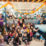 Halloween hajó gyerekekkel