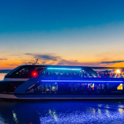 Tomaj katamarán bulihajó