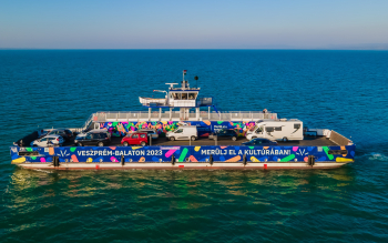 Széchenyi István komp a Balatonon